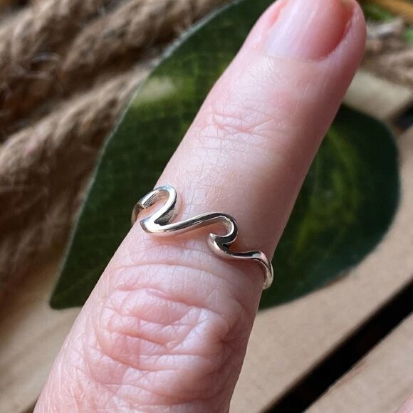 Sterling Silver Double Crashing Waves Toe Ring Midi Ring - Picture 3 of 3